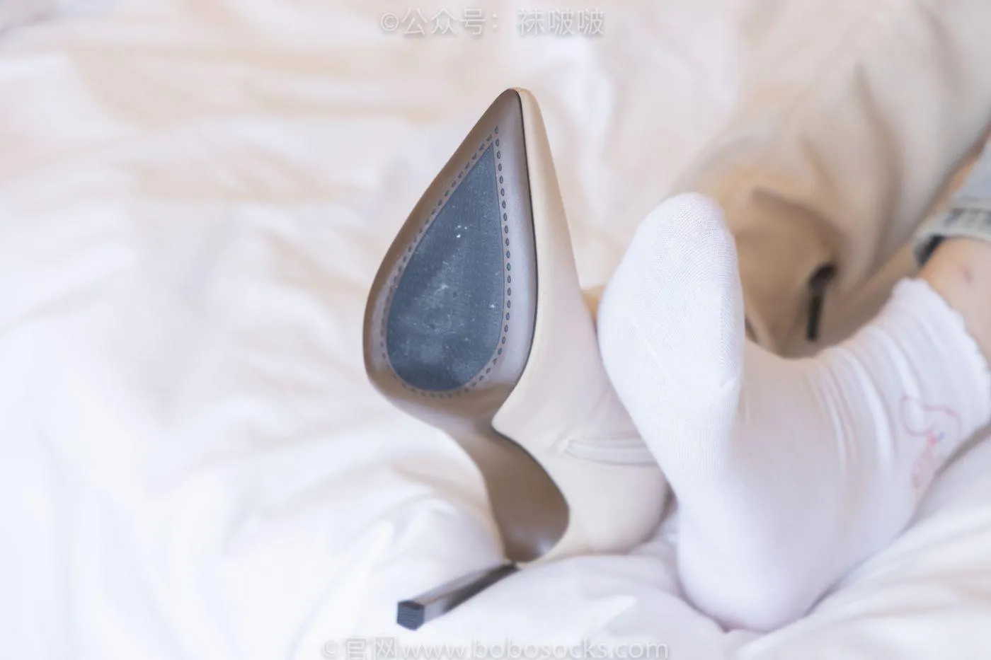 [BoBoSocks袜啵啵]NO.050 小甜豆-高跟长靴、白棉袜 [175P]插图8